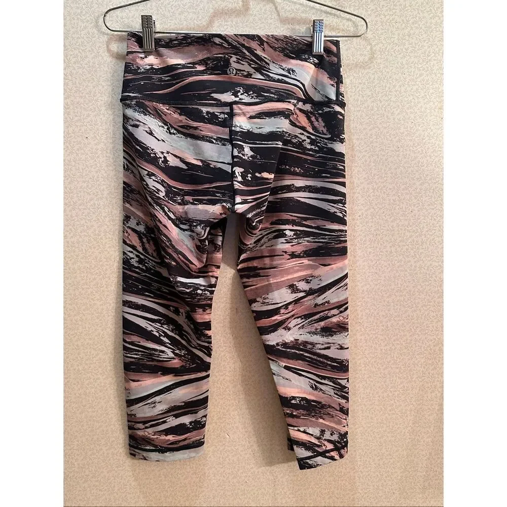 Lululemon capri leggings